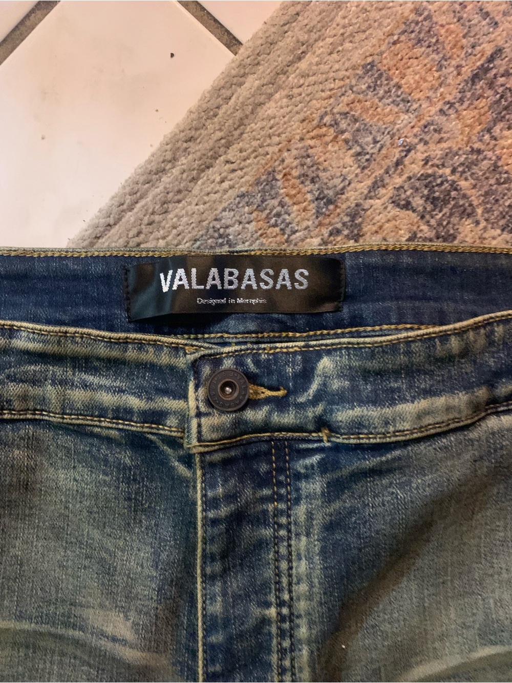 Valabasas Men's Blue Washed Jeans
